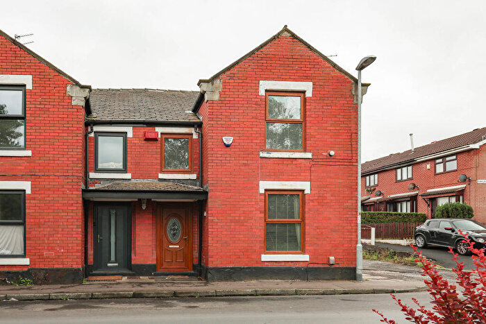2 Bedroom End Of Terrace House For Sale In Heywood Road, Castleton, OL11