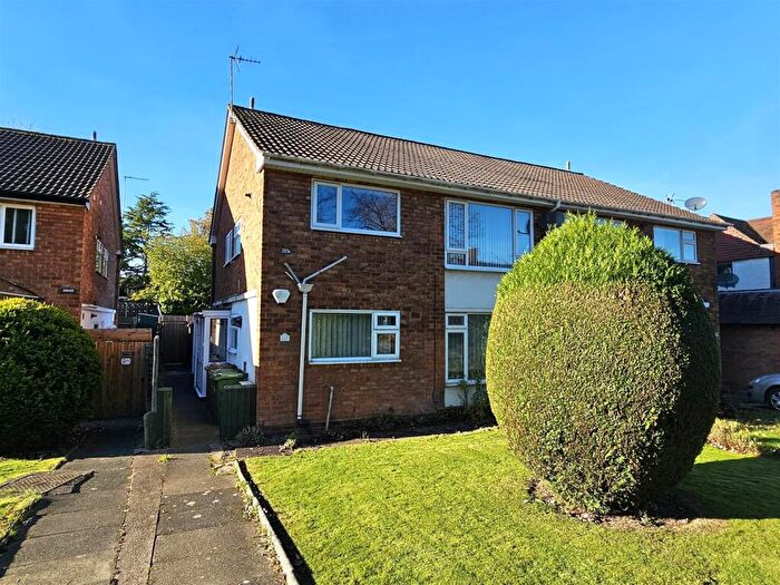 2 Bedroom Maisonette For Sale In Richmond Road, Solihull, B92