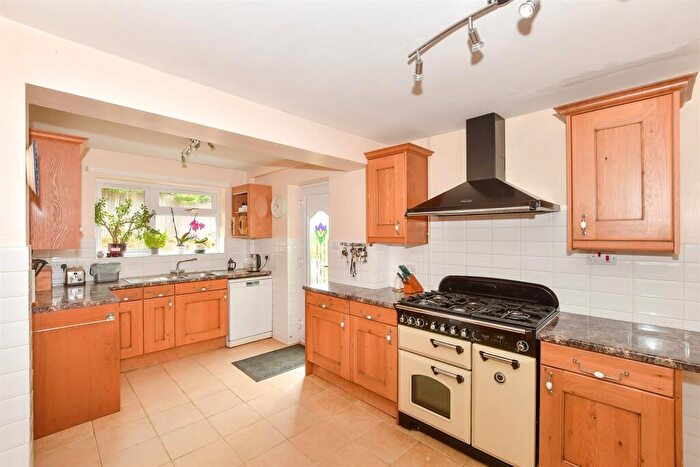 3 Bedroom Detached Bungalow For Sale In Newick Hill, Newick, Lewes, East Sussex, BN8