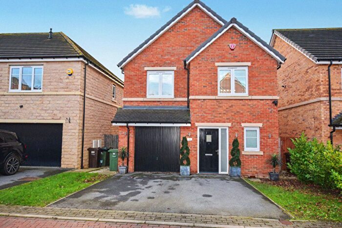 4 Bedroom Detached House For Sale In Harrison Close, Wakefield, West Yorkshire, WF1