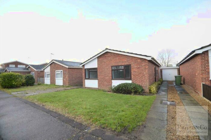 2 Bedroom Bungalow To Rent In Brigham Close, Norwich, NR13