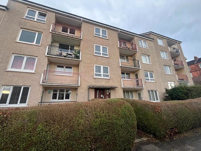 2 Bedroom Flat To Rent In Golfhill Drive, Glasgow, G31