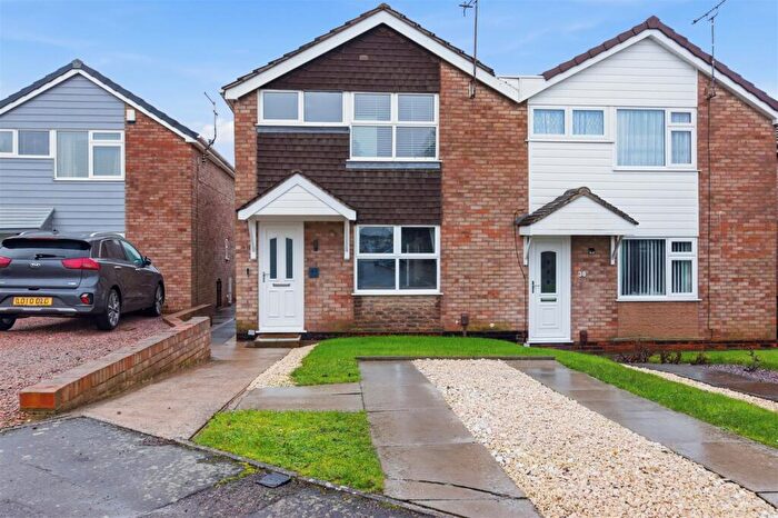 3 Bedroom Semi-Detached House For Sale In Orchard Avenue, Castle Donington, Derby, DE74