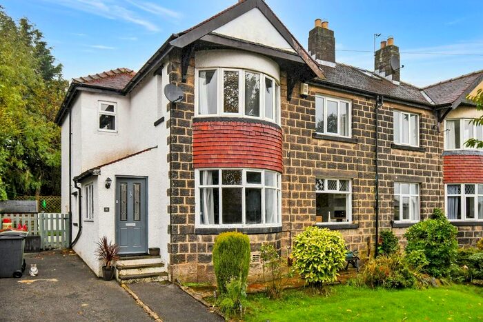 3 Bedroom Semi-Detached House To Rent In Moorland Crescent, Guiseley, Leeds, LS20