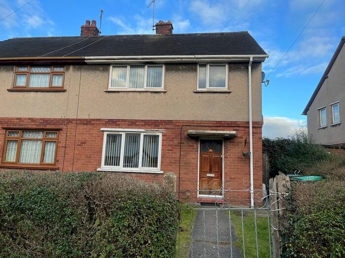 3 Bedroom Semi-Detached House For Sale In Stanley Grove, Ruabon, Wrexham, LL14