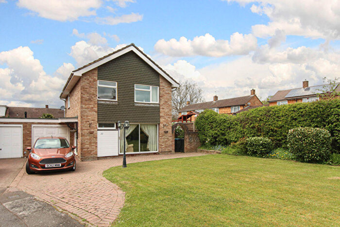 3 Bedroom Detached House For Sale In Branksome Close, Hemel Hempstead, HP2