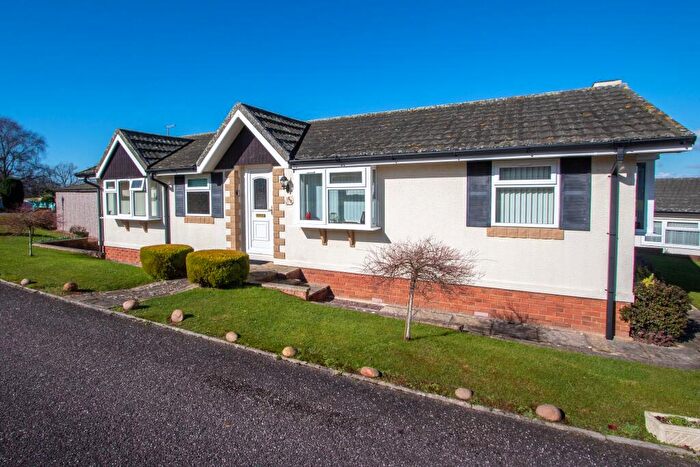 2 Bedroom Park Home For Sale In Willow View Park, Whimple, EX5