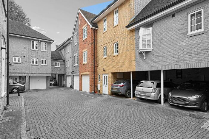 2 Bedroom Mews For Sale In Chandlers Wharf, St Neots, PE19
