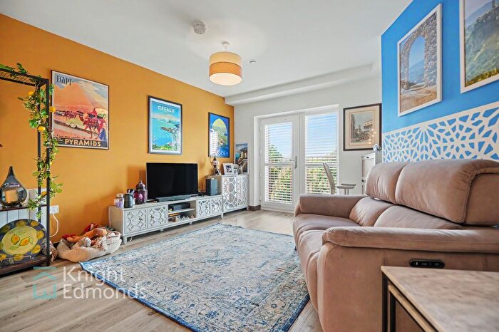 1 Bedroom Flat For Sale In Mill Wood, Claribel Court Mill Wood, ME14