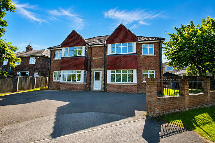 2 Bedroom Apartment To Rent In Church Road, Wadworth, DN11