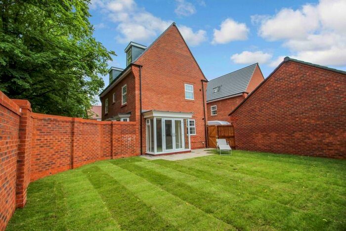 4 Bedroom Detached House To Rent In Heather Drive, Wilmslow, SK9