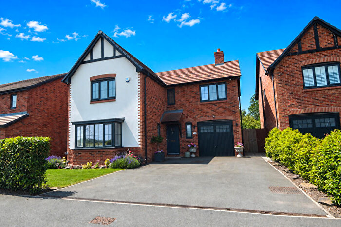 4 Bedroom Detached House For Sale In Isherwood Road, Carrington, M31