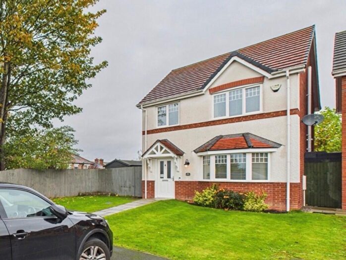 3 Bedroom Detached House For Sale In Poppy Field Park, Saltney, Chester, CH4