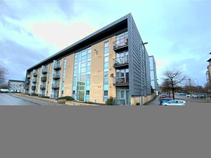2 Bedroom Flat To Rent In Queen Elizabeth Gardens, New Gorbals, Glasgow, G5