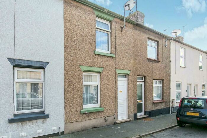 3 Bedroom Terraced House To Rent In Princess Street, Harwich, CO12