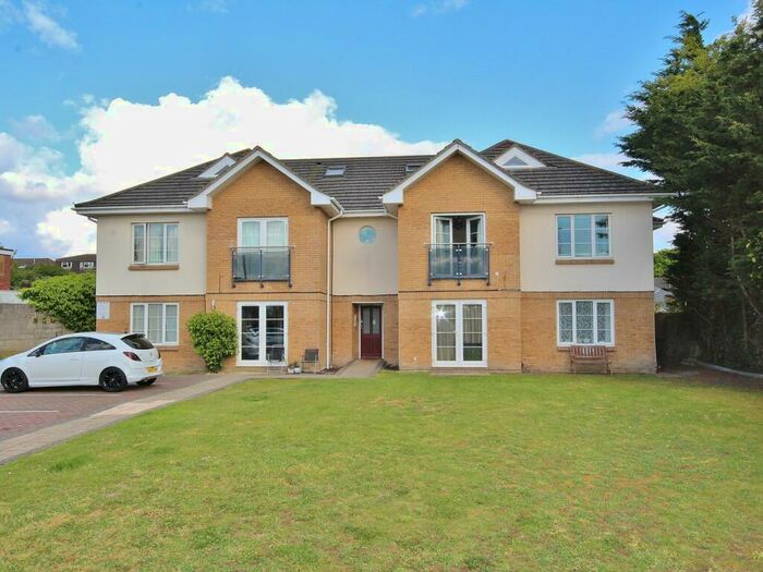 2 Bedroom Flat To Rent In Oakdale Road, Oakdale, Poole, BH15