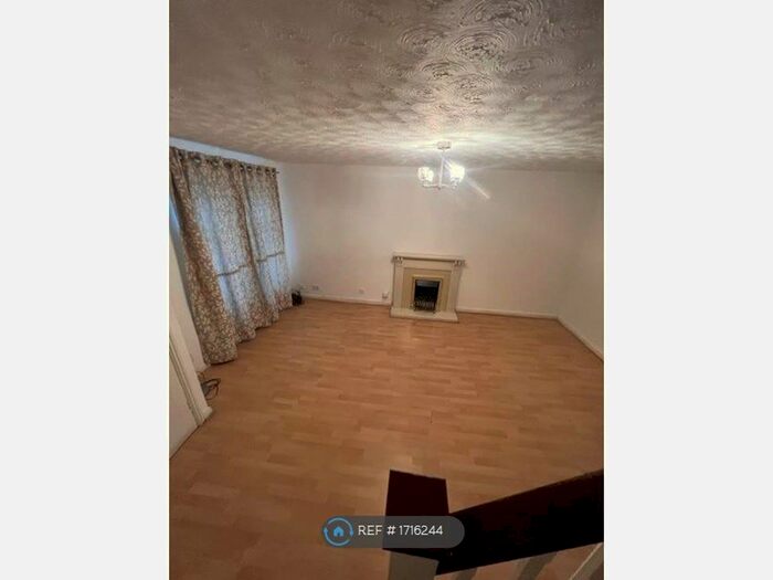 3 Bedroom Terraced House To Rent In Ward Street, Moston, Manchester, M40