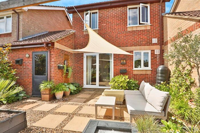 3 Bedroom Link Detached House For Sale In Heathlands, Swaffham, PE37