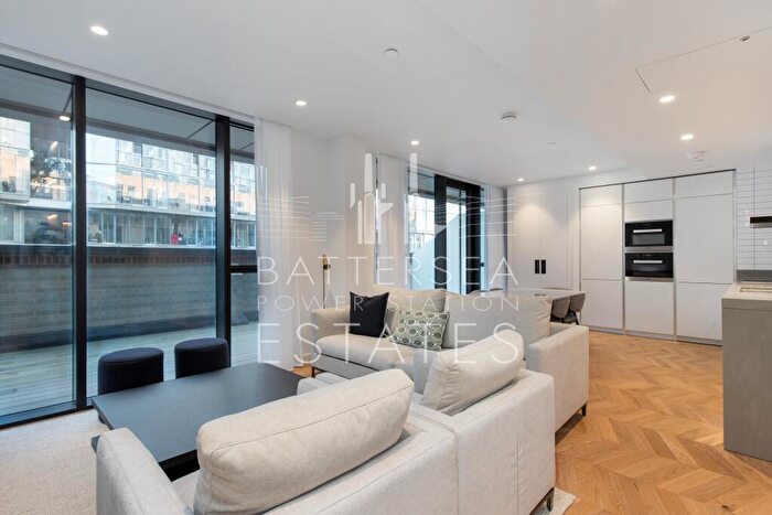 3 Bedroom Apartment To Rent In L-, Battersea Power Station, Circus Road West, SW11