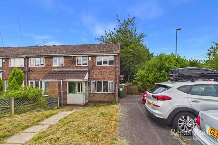 3 Bedroom House For Sale In Sunningdale Close, Hyde, Greater Manchester, SK14