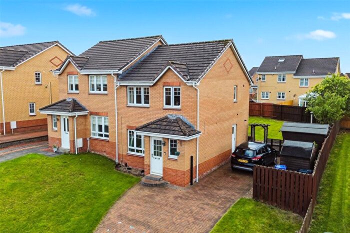 3 Bedroom Semi-Detached House For Sale In Springcroft Wynd, Baillieston, Glasgow, G69