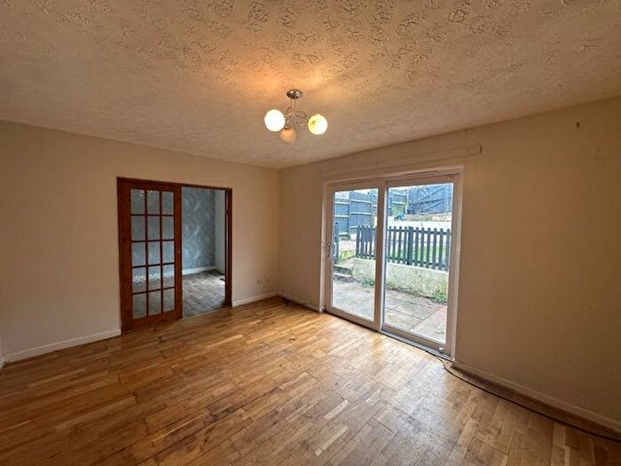 3 Bedroom Property To Rent In Dunlin Drive, Kidderminster, DY10