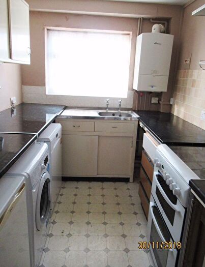 2 Bedroom Flat To Rent In Ty Arfon, Tywyn, LL36