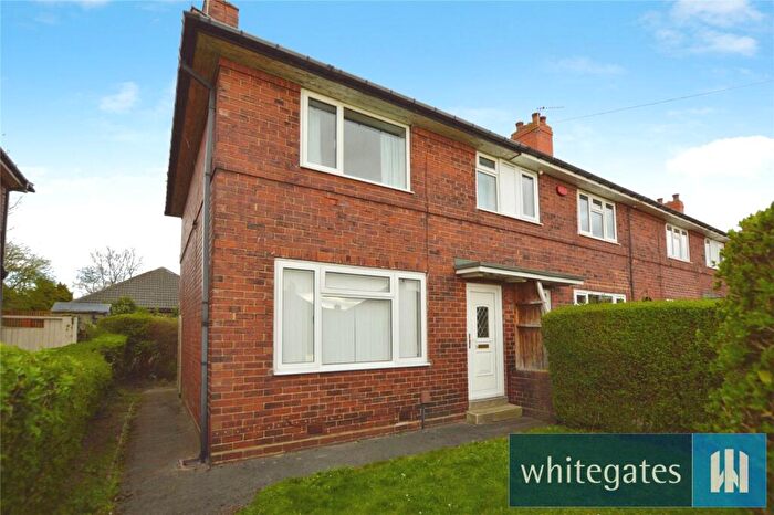 2 Bedroom End Of Terrace House For Sale In Waincliffe Place, Leeds, West Yorkshire, LS11