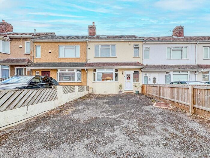 4 Bedroom Terraced House For Sale In St. Aubins Avenue, Broomhill, Bristol, BS4