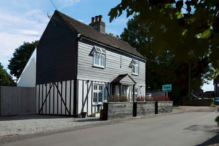 3 Bedroom Detached House For Sale In The Street, West Hougham, CT15