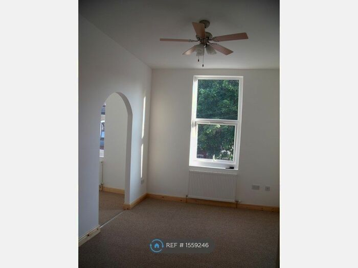 1 Bedroom Flat To Rent In The Avenue, Acocks Green, Birmingham, B27