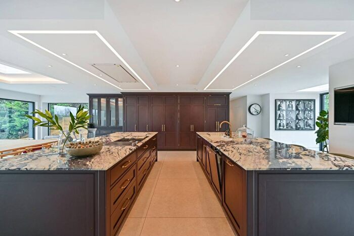 7 Bedroom Detached House For Sale In Gibraltar Lane, Cookham Dean, Maidenhead, SL6