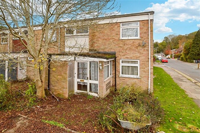 3 Bedroom Terraced House For Sale In Downs Road, Canterbury, Kent, CT2