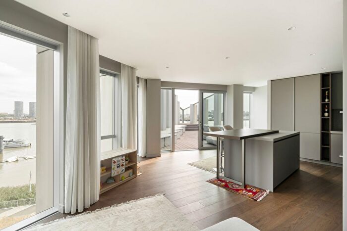 2 Bedroom Flat To Rent In Upper Riverside, Cutter Lane, SE10
