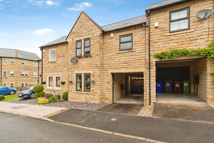 3 Bedroom Semi-Detached House For Sale In Calico Crescent, Stalybridge, Greater Manchester, SK15