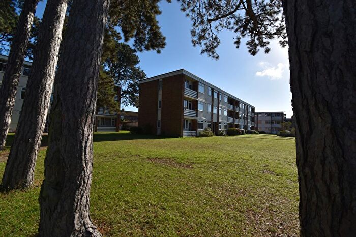 2 Bedroom Flat To Rent In All Saints Road, Warwick, Warwickshire, CV34