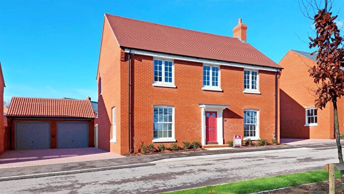 4 Bedroom Detached House For Sale In Durbeyfield Park, Marnhull, DT10