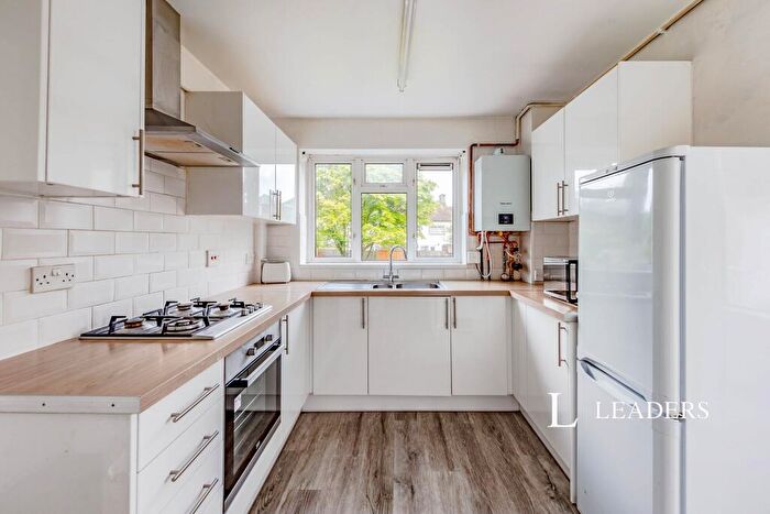 3 Bedroom Semi-Detached House To Rent In Town Barn Road, West Green, RH11