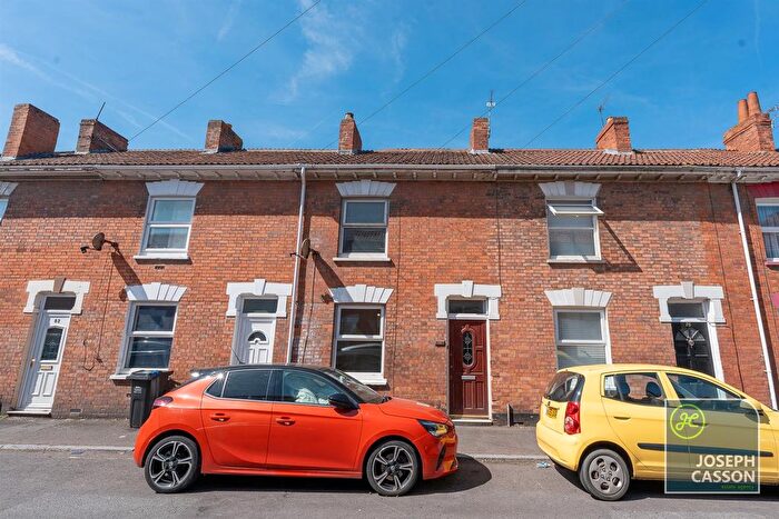 3 Bedroom Terraced House For Sale In Wellington Road, Bridgwater, TA6