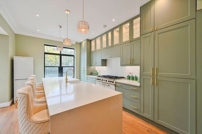 5 Bedroom Terraced House To Rent In Solway Road, East Dulwich, London, SE22