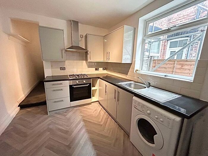 3 Bedroom Terraced House To Rent In Norwood Avenue, Manchester, M20
