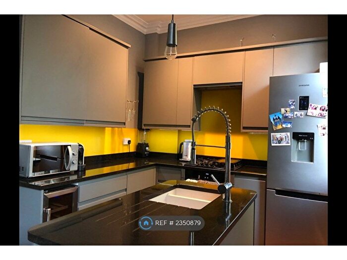 2 Bedroom Flat To Rent In Christchurch Road, London, SW2