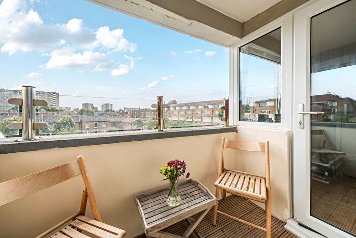 1 Bedroom Flat For Sale In Beckway Street, London, SE17