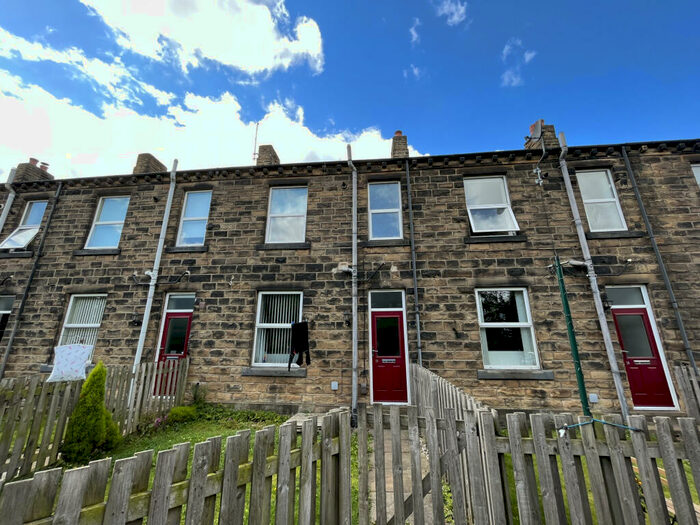 2 Bedroom Terraced House To Rent In Denton Terrace, Morley, Leeds, LS27