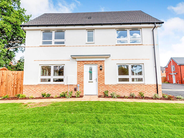 3 Bedroom Semi-Detached House To Rent In Campbell Drive, Lighthorne, CV33