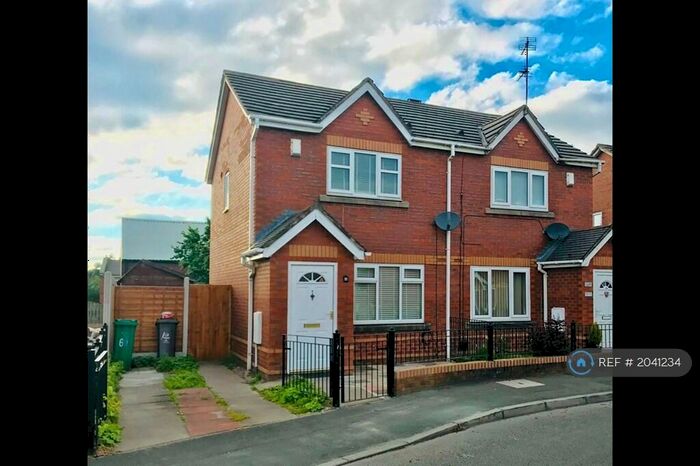 2 Bedroom Semi-Detached House To Rent In Barrow Hill Road, Manchester, M8