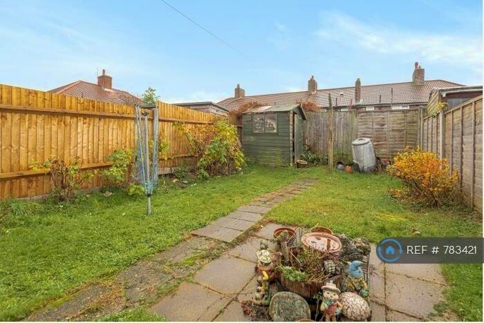 4 Bedroom Terraced House To Rent In Pendragon Road, Bromley, BR1