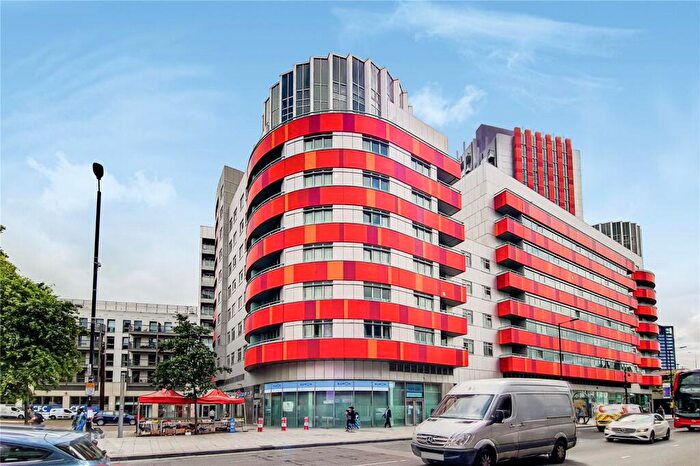 Apartment To Rent In Rathbone Market, Barking Road, London, E16
