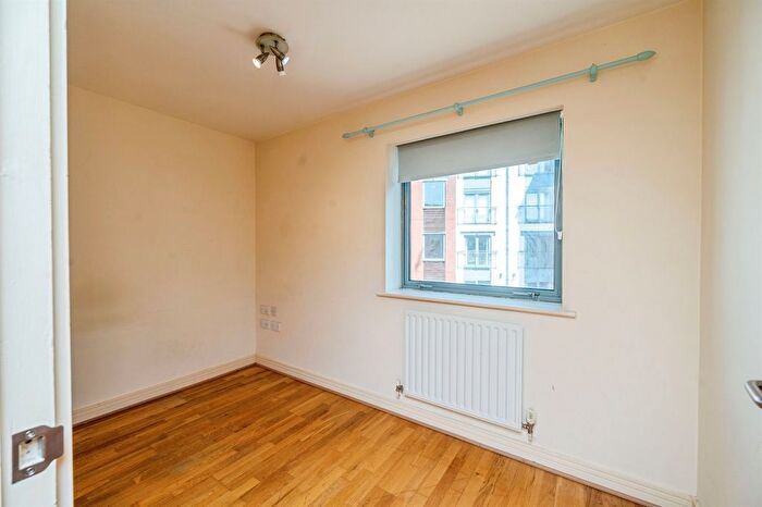 3 Bedroom Flat For Sale In Sheepcote Street, Birmingham, B16