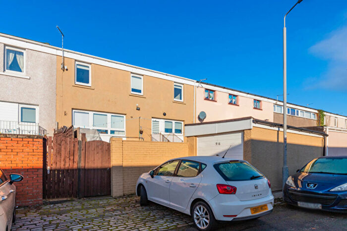 4 Bedroom Terraced House For Sale In Craigieburn Road, Glasgow, G67